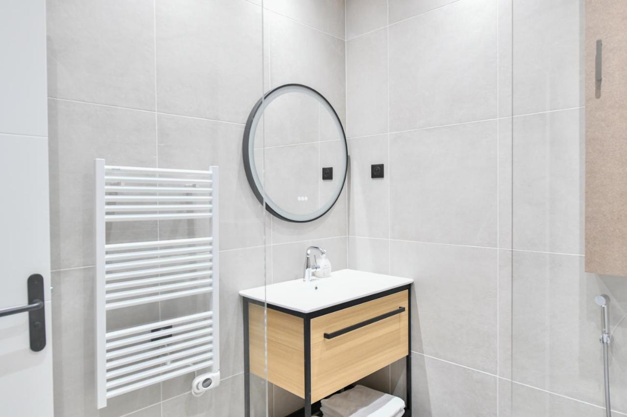 Montmartre Charme Et Elegance - Appartement Lumineux A Deux Pas Du Sacre-Coeur Párizs Kültér fotó